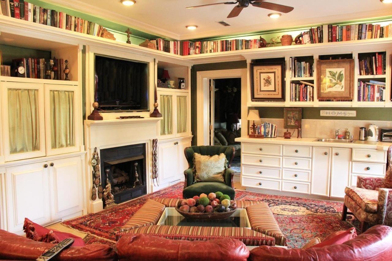 22 Charlotte Bed & Breakfast ชาร์ลสตัน ภายนอก รูปภาพ